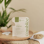 Recharge Crème Uitoto Comblée avec pot ouvert, soin visage à la texture fondante pour nourrir et apaiser la peau.