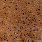 Texture du gommage corps bio Les Joyaux de Madagascar avec grains exfoliants de sable volcanique et rose musquée.