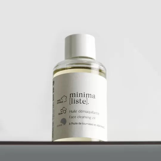 Flacon de l’Huile Démaquillante Minimaliste, nettoyant visage bio pour peaux sensibles et routine démaquillage douce.