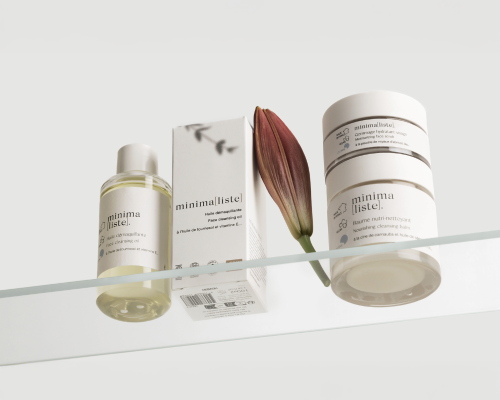 Routine visage Minimaliste avec soins nettoyants et hydratants pour nettoyer, nourrir et rééquilibrer la peau en douceur.
