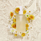 Organic Flowers Cleansing Oil Whamisa, huile démaquillante aux fleurs fermentées pour nettoyer la peau en douceur.